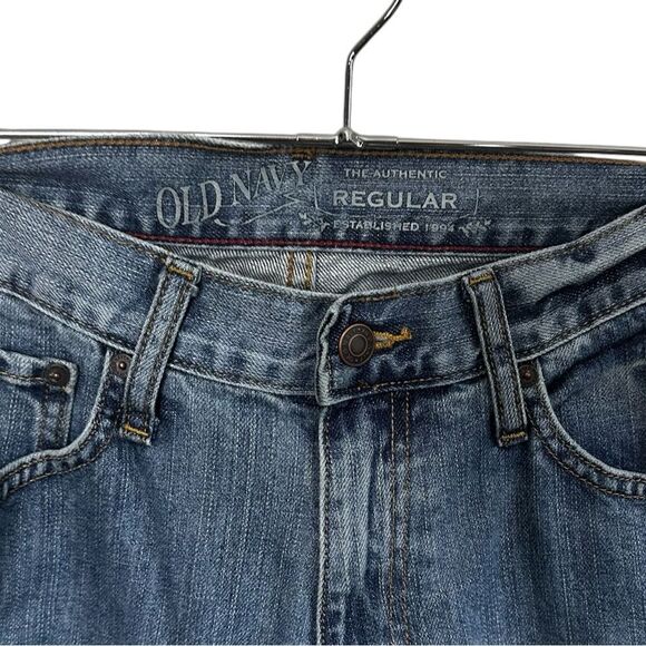 Old Navy Men’s 31/32 original jeans light medium wash - Picture 3 of 5